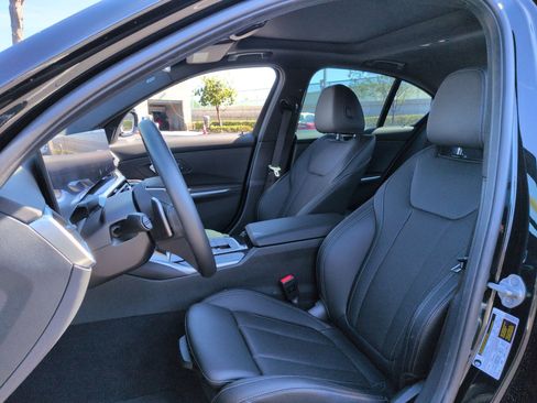 Certified 2024 BMW 330i Sedan w/ Convenience Package image 16