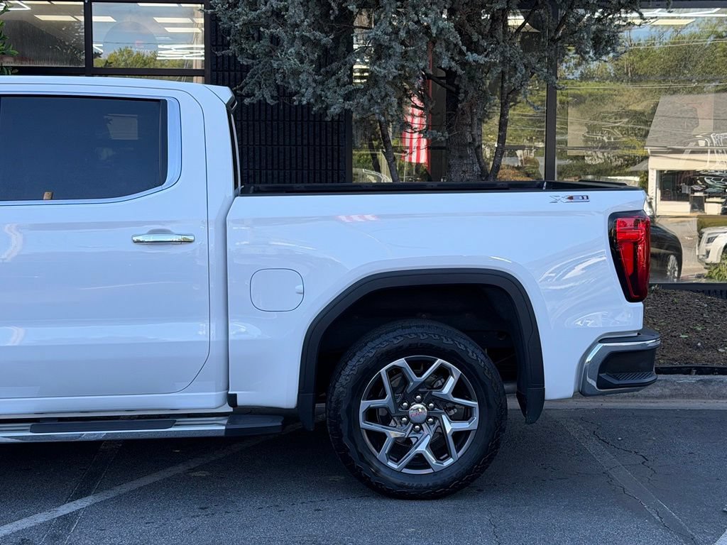 Used 2024 GMC Sierra 1500 SLT w/ SLT Premium Plus Package AWD/4WD image 11