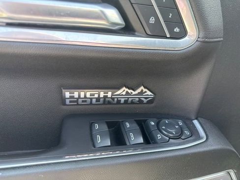 Used 2023 Chevrolet Silverado 1500 High Country AWD/4WD image 13