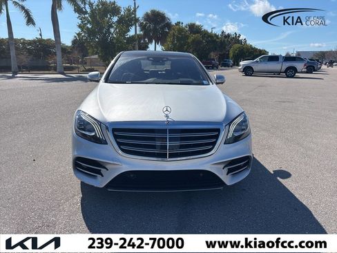 Used 2019 Mercedes-Benz S 560 4MATIC Sedan image 9
