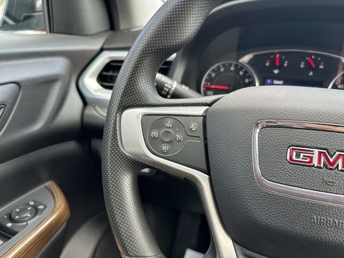 Used 2021 GMC Acadia SLE w/ Driver Convenience Package image 24