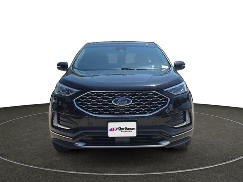 Used 2020 Ford Edge Titanium w/ Equipment Group 301A AWD/4WD image 9