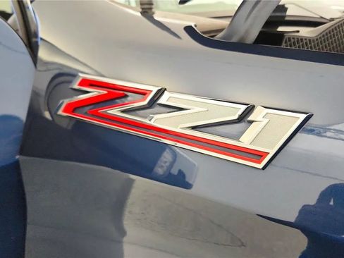 Used 2019 Chevrolet Silverado 1500 LTZ AWD/4WD image 23