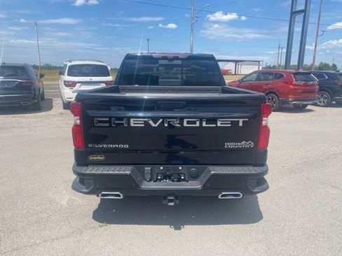 Used 2023 Chevrolet Silverado 1500 High Country w/ High Country Premium Package image 5