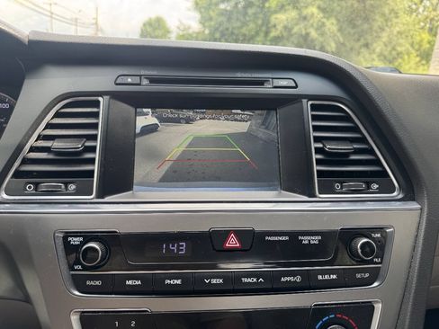 Used 2016 Hyundai Sonata SE FWD image 26