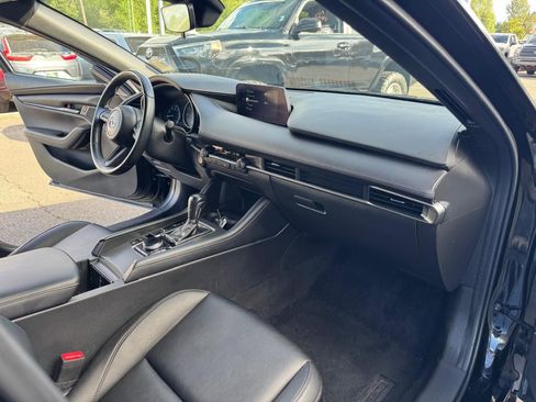 Used 2022 MAZDA MAZDA3 s FWD image 15