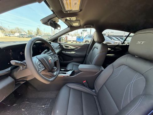 New 2026 Buick Envista Sport Touring w/ Convenience I Package image 4