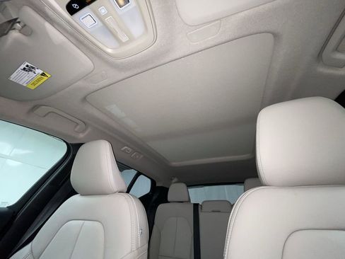 New 2025 Volvo XC40 B5 Plus w/ Protection Package Premier image 7