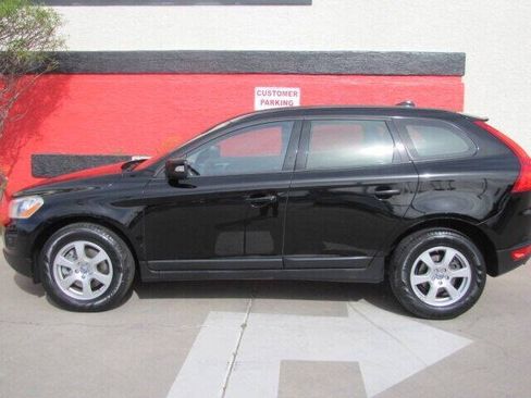 Used 2012 Volvo XC60 3.2 FWD image 2