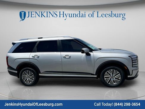 New 2026 Hyundai Palisade FWD Hybrid image 2
