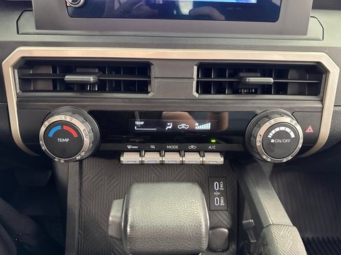 Certified 2024 Toyota Tacoma SR AWD/4WD image 24