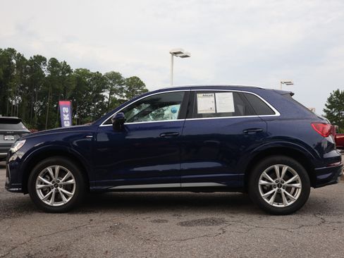 Used 2025 Audi Q3 2.0T Premium AWD/4WD image 2