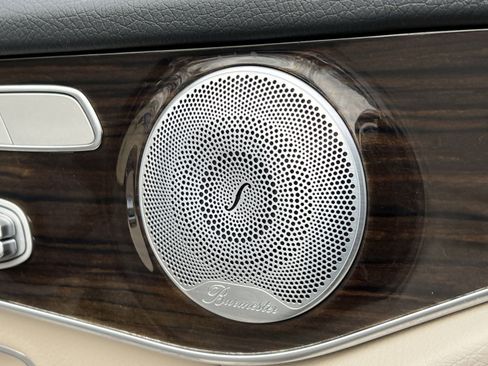 Used 2019 Mercedes-Benz GLC 300 4MATIC image 35