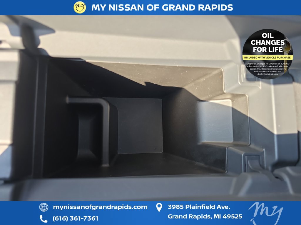 Used 2024 Nissan Rogue Platinum w/ Platinum Premium Package AWD/4WD image 30