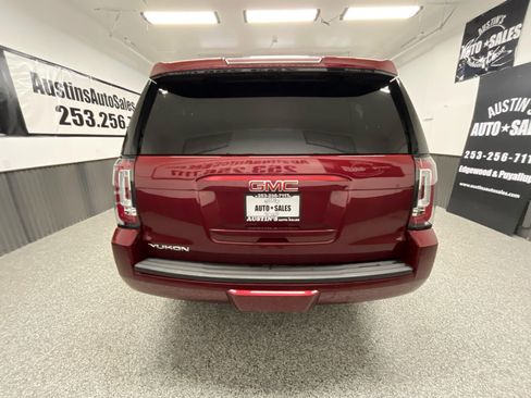 Used 2017 GMC Yukon SLE image 4