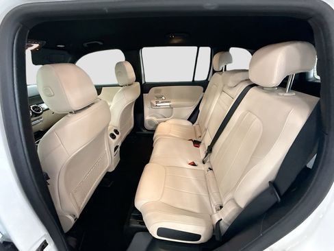 Certified 2025 Mercedes-Benz GLB 250 image 20