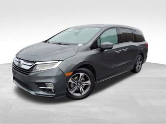 Used 2018 Honda Odyssey Touring video 2