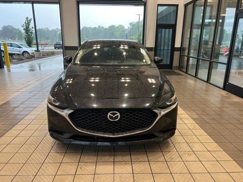 Used 2021 MAZDA MAZDA3 s FWD image 1