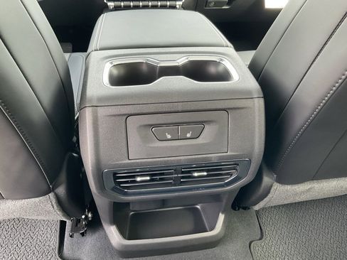 New 2025 GMC Sierra EV Denali image 11