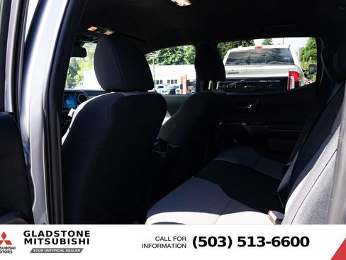 Used 2020 Toyota Tacoma TRD Off-Road AWD/4WD image 24