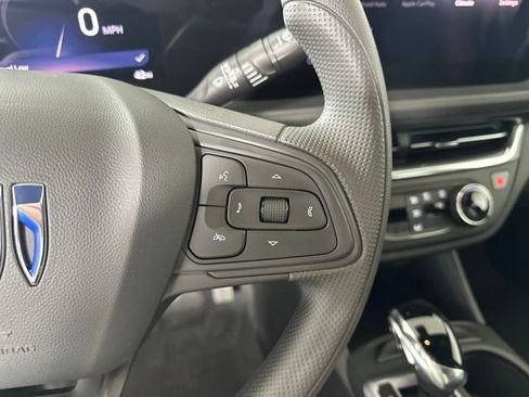 Used 2026 Buick Envista Preferred image 16