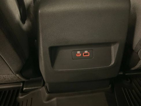 Used 2024 Nissan Frontier SV AWD/4WD image 33