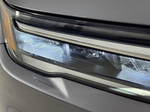 Used 2023 Honda Pilot LX image 36