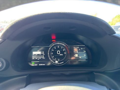 Used 2025 Toyota GR86 Premium image 20