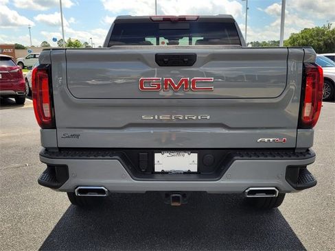 Used 2024 GMC Sierra 1500 AT4 w/ Technology Package image 9
