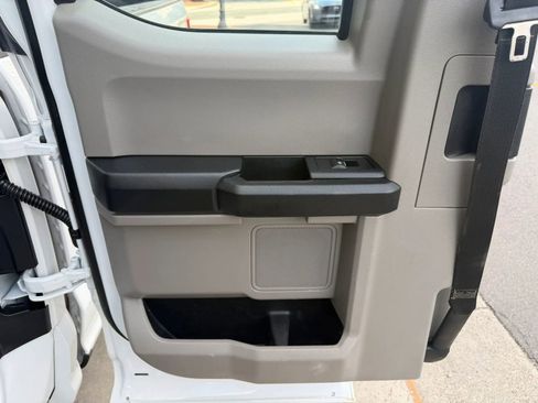 Used 2021 Ford F250 XL w/ Power Equipment Group image 16