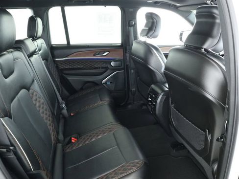 Used 2022 Jeep Grand Cherokee Summit w/ Advanced Protech Group IV image 22