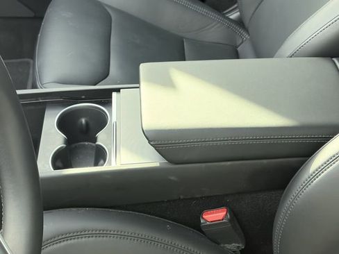 Used 2024 Tesla Model 3 Standard Range RWD image 11