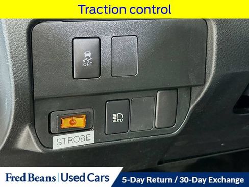 Used 2022 Toyota Tacoma SR AWD/4WD image 13