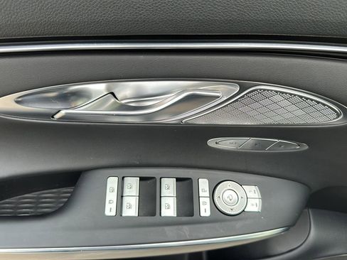 Used 2024 Genesis Electrified GV70 AWD/4WD image 34