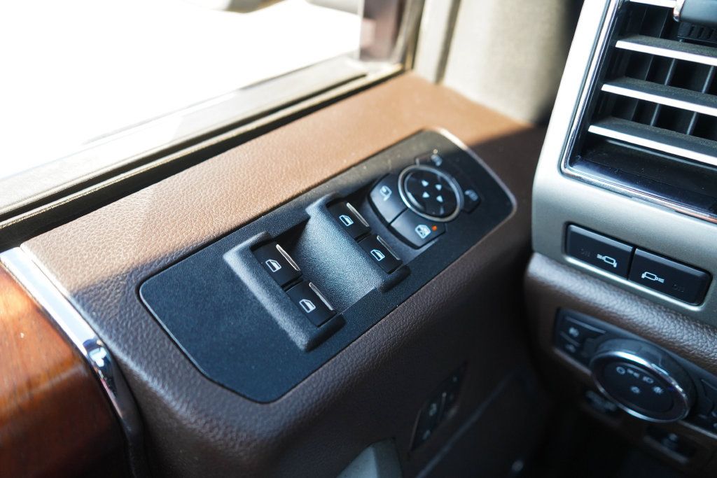 Used 2019 Ford F150 King Ranch w/ Equipment Group 601A Luxury AWD/4WD image 34