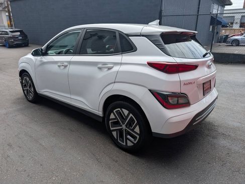 Used 2023 Hyundai Kona SE FWD image 5