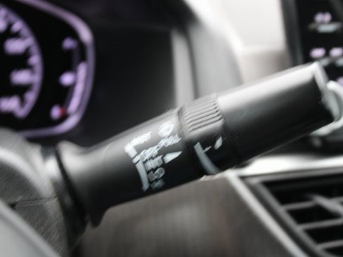 Used 2019 Honda Accord Sport image 31