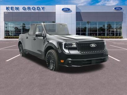 New 2025 Ford Maverick Lobo