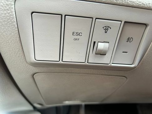 Used 2009 Hyundai Santa Fe SE w/ Premium Pkg 4 FWD image 17