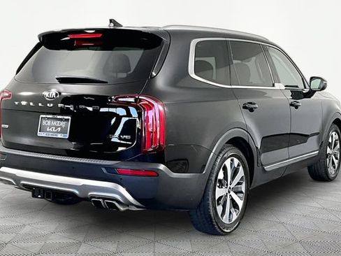 Used 2021 Kia Telluride EX w/ EX Premium Package AWD/4WD image 6