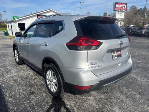 Used 2019 Nissan Rogue S w/ Special Edition Package image 4