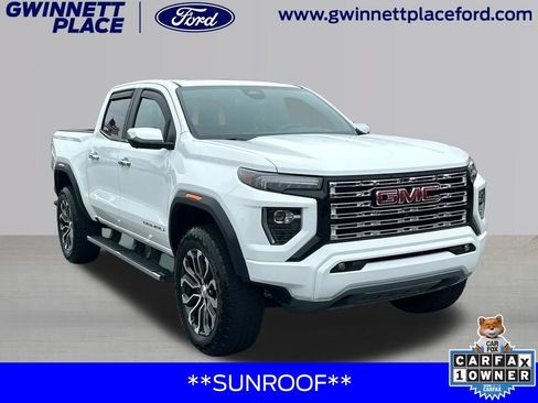 Used 2024 GMC Canyon Denali AWD/4WD image 3