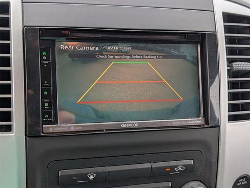 Used 2019 Nissan Frontier Desert Runner image 23