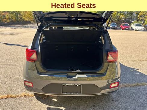 Used 2024 Hyundai Venue Limited image 12