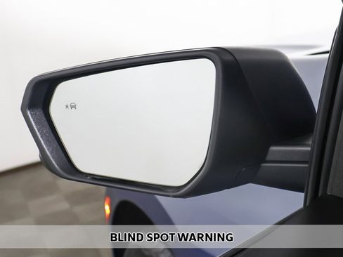 Used 2024 Chevrolet Equinox LS w/ Driver Confidence II Package image 4