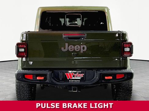 Used 2024 Jeep Gladiator Mojave AWD/4WD image 5