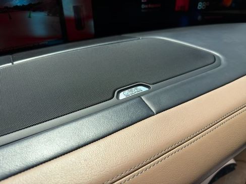 Used 2025 Lincoln Navigator Black Label AWD/4WD image 53
