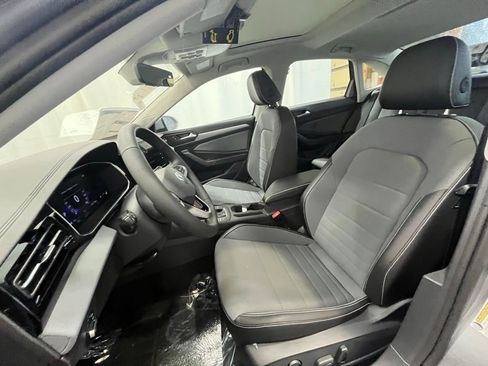 New 2026 Volkswagen Jetta SE image 10