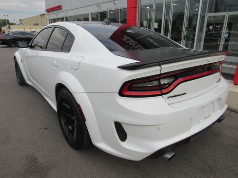 Used 2021 Dodge Charger SRT Hellcat RWD image 7