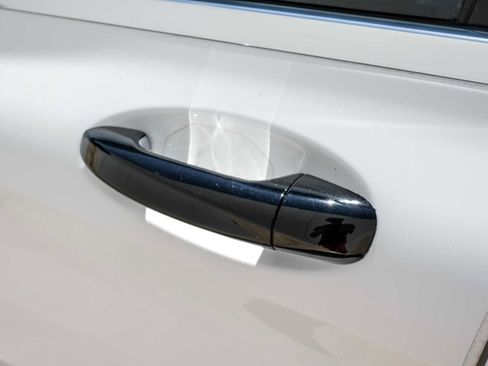 Used 2021 Mercedes-Benz C 300 Sedan image 41